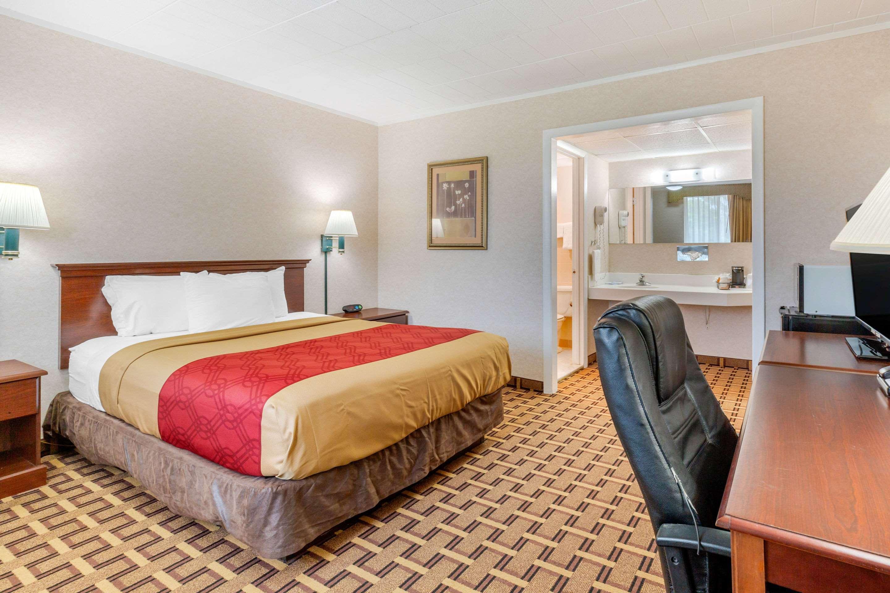 Rodeway Inn Mystic Zewnętrze zdjęcie