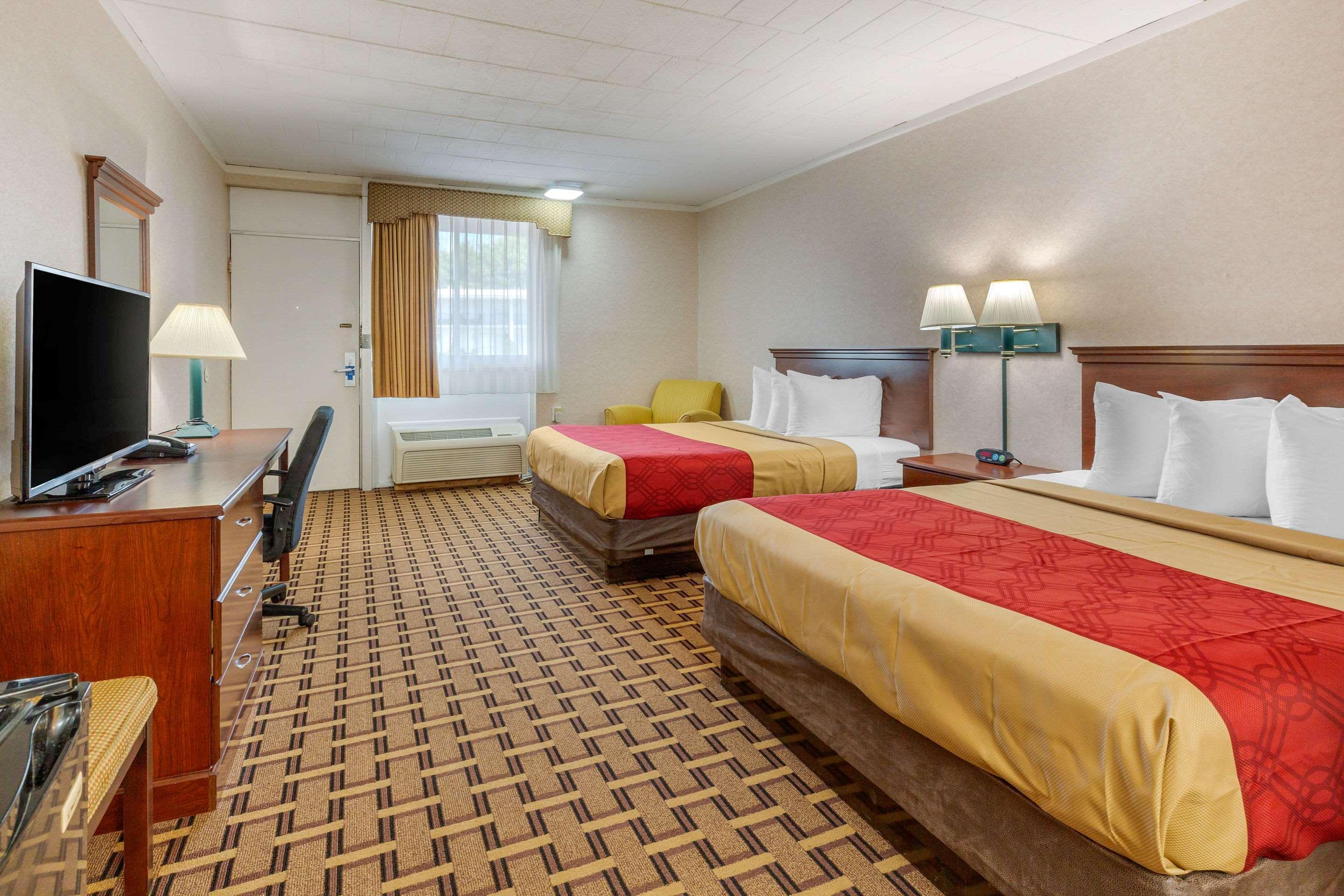 Rodeway Inn Mystic Zewnętrze zdjęcie