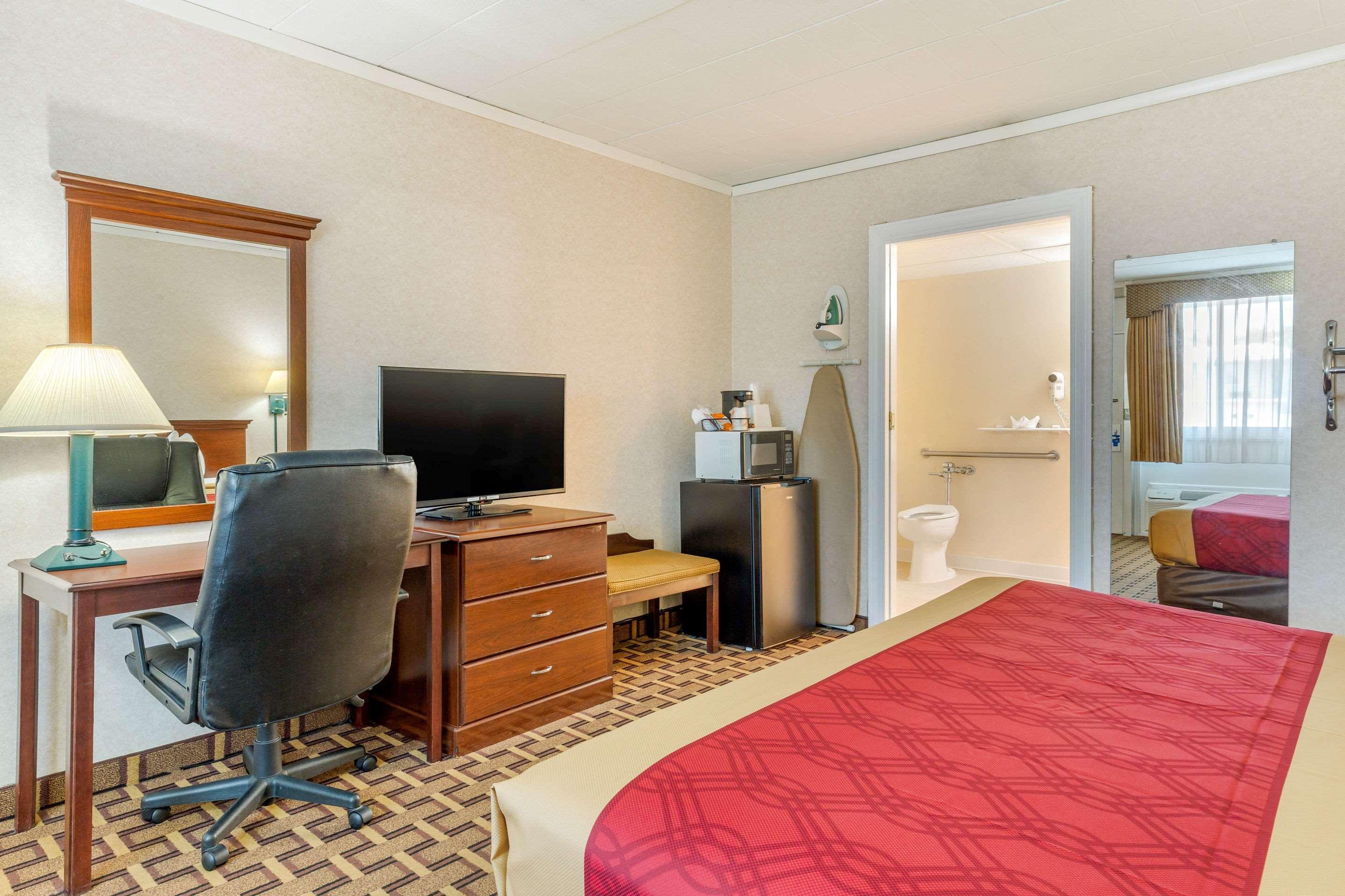 Rodeway Inn Mystic Zewnętrze zdjęcie