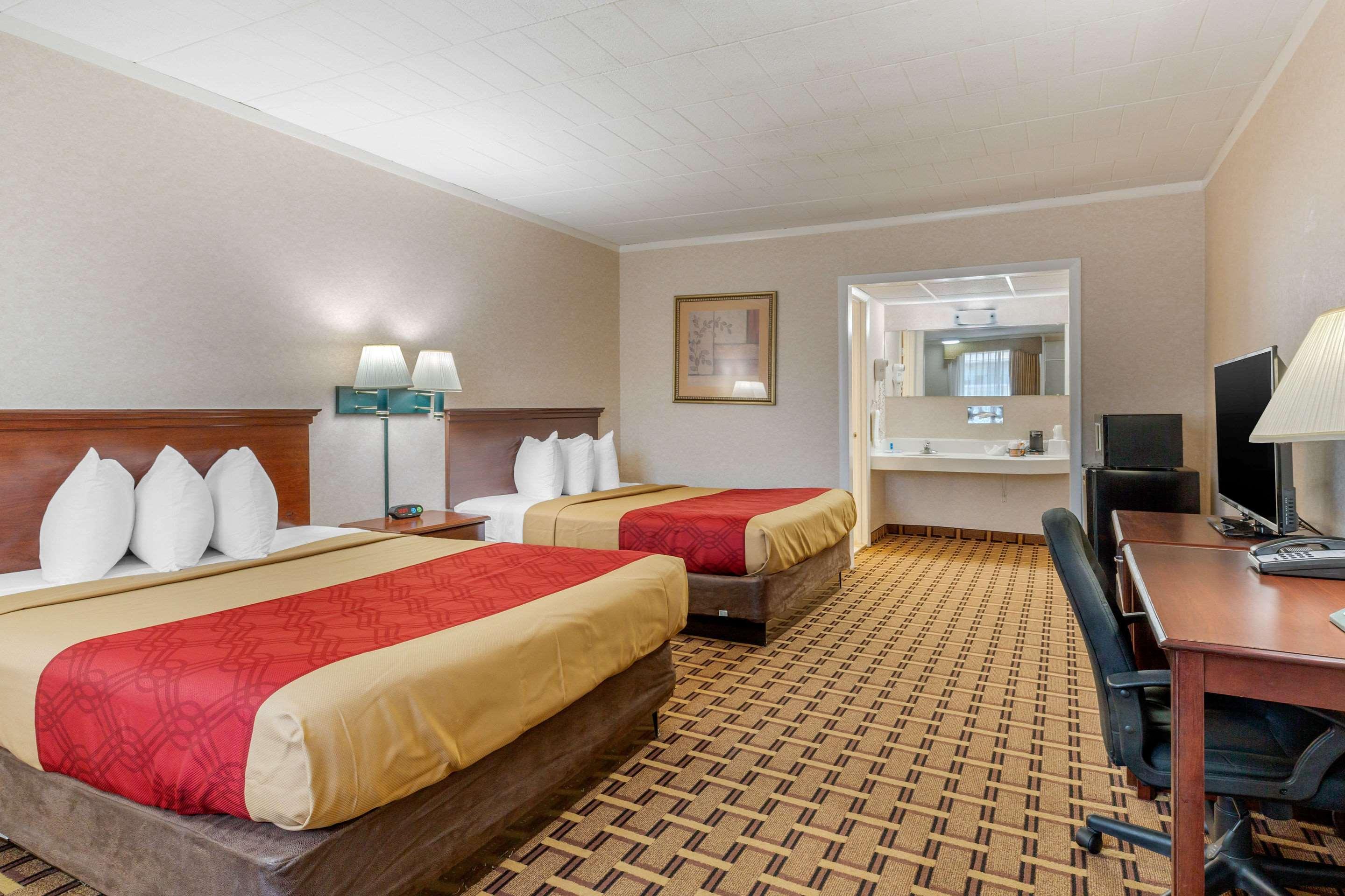 Rodeway Inn Mystic Zewnętrze zdjęcie